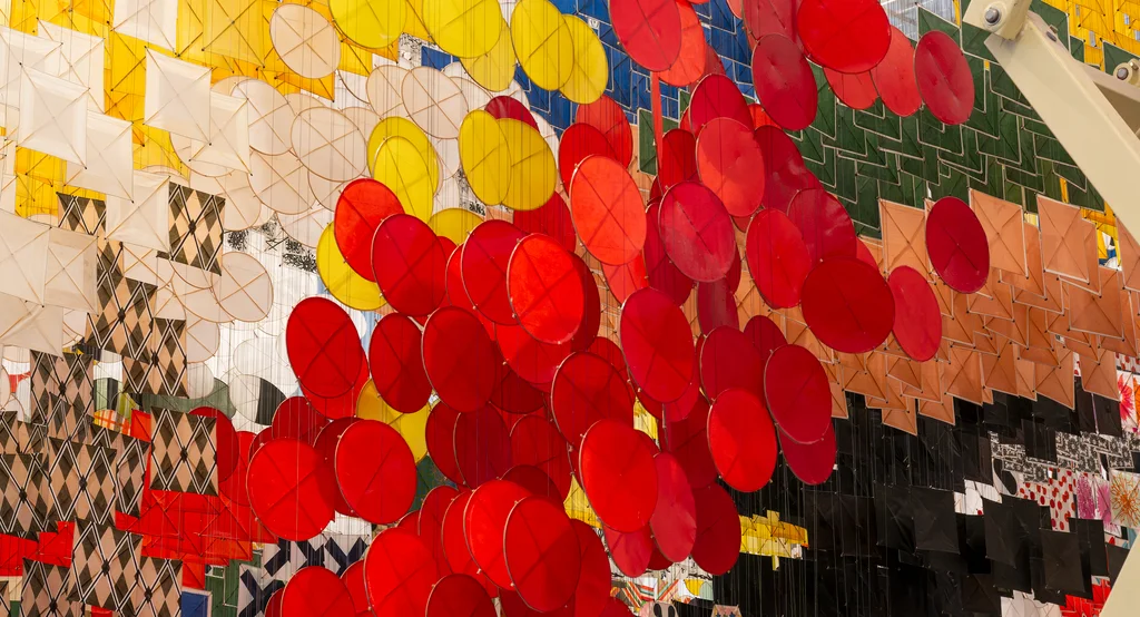 Jacob Hashimoto — Giant Arc